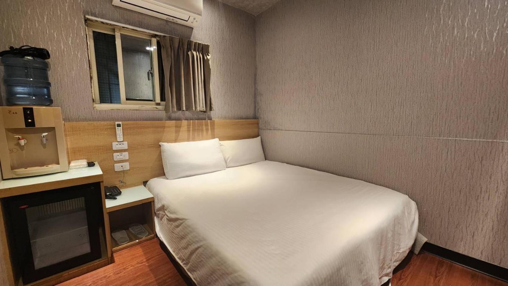 Yung Feng Hotel Keelung Zewnętrze zdjęcie